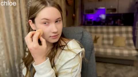 Snapshot of _chloe_miller_ chatting on 11-01-25, 08:33 _chloe_miller_ online show from 11-01-25, 08:33