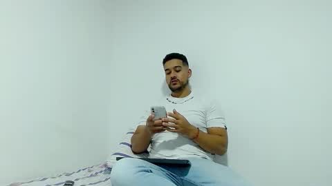 Snapshot of _christopher_dennis_ chatting on 01-11-26, 03:22 CRIS online show from 01-11-26, 03:22