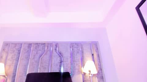 _ciara_benet_ online show from 12-04-25, 12:03