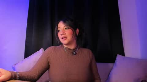 Snapshot of _cinnamoon_ chatting on 06-07-26, 07:12 Allyou online show from 06-07-26, 07:12