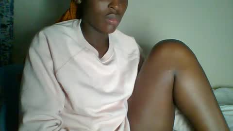 clara online show from 01-19-25, 05:39