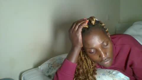 clara online show from 02-12-25, 09:52