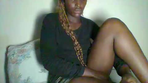 clara online show from 02-12-25, 07:02