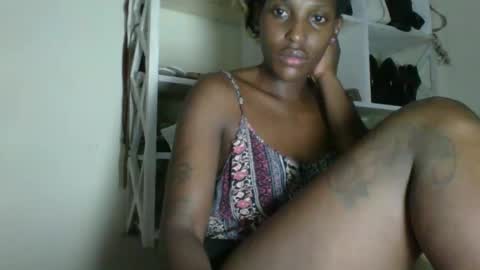 clara online show from 04-04-26, 09:07