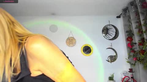  cristal ayala online show from 03-16-26, 10:58