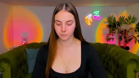 Erika online show from 11-26-25, 01:56