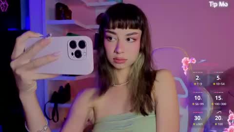Snapshot of _cute_isabella_ chatting on 07-04-26, 11:44 _cute_isabella_ online show from 07-04-26, 11:44