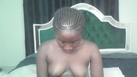 paloma online show from 03-22-26, 10:35