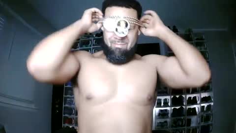 Snapshot of _da_d1ck_ chatting on 12-15-24, 12:17 Da d1ck online show from 12-15-24, 12:17