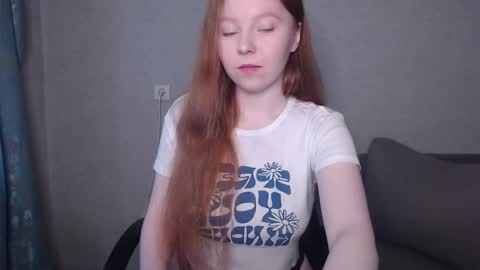 Snapshot of _damnbaby chatting on 11-03-25, 04:47 _damnbaby online show from 11-03-25, 04:47