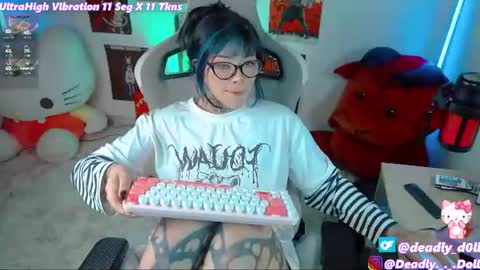 Snapshot of _deadly_doll chatting on 06-23-26, 02:09 online show from 06-23-26, 02:09