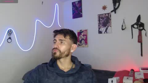 Snapshot of _delacruz911_ chatting on 12-11-24, 04:31 delacruz online show from 12-11-24, 04:31