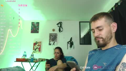 Snapshot of _delacruz911_ chatting on 01-06-25, 11:52 delacruz online show from 01-06-25, 11:52