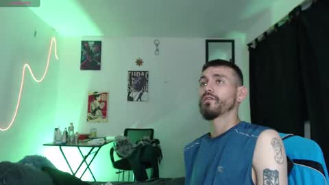 Snapshot of _delacruz911_ chatting on 01-08-25, 03:29 delacruz online show from 01-08-25, 03:29
