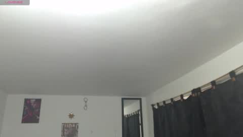 Snapshot of _delacruz911_ chatting on 01-11-25, 07:49 delacruz online show from 01-11-25, 07:49