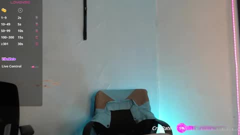 Snapshot of _delacruz911_ chatting on 02-12-25, 04:44 delacruz online show from 02-12-25, 04:44