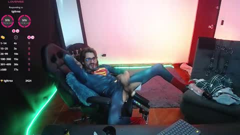 delacruz online show from 10-31-25, 03:07