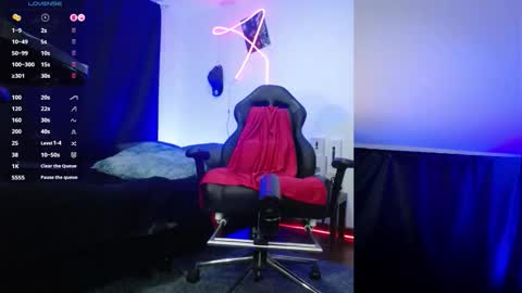 Snapshot of _delacruz911_ chatting on 01-05-26, 11:08 delacruz online show from 01-05-26, 11:08