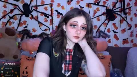 Snapshot of _devilbaby chatting on 10-15-25, 06:35 Kate online show from 10-15-25, 06:35