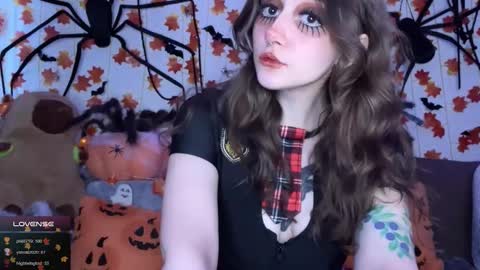 Kate online show from 10-25-25, 05:48