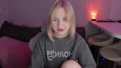 Snapshot of _dewpoint_ chatting on 02-07-26, 06:44 Ri online show from 02-07-26, 06:44