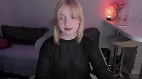 Snapshot of _dewpoint_ chatting on 02-23-26, 06:49 Ri online show from 02-23-26, 06:49