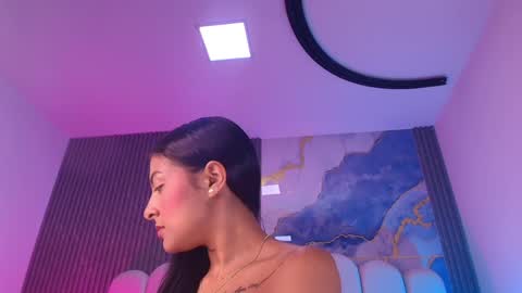 Dione online show from 04-13-26, 07:19