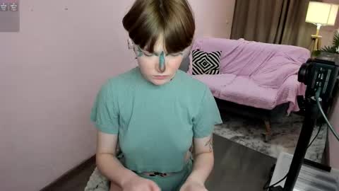 Luna    online show from 03-17-26, 12:52