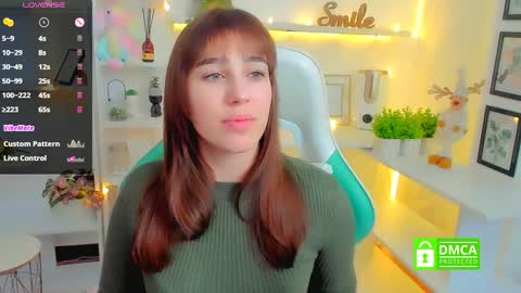 Snapshot of _eliizabeth__ chatting on 02-03-25, 10:00 Lizzy online show from 02-03-25, 10:00