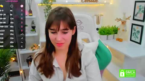 Snapshot of _eliizabeth__ chatting on 02-21-25, 10:15 Lizzy online show from 02-21-25, 10:15