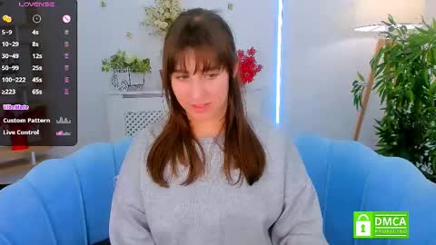 Snapshot of _eliizabeth__ chatting on 02-23-25, 02:29 Lizzy online show from 02-23-25, 02:29