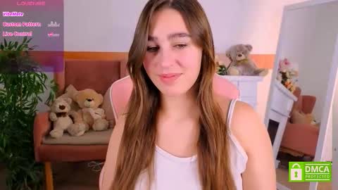 Snapshot of _eliizabeth__ chatting on 10-29-25, 10:55 Lizzy online show from 10-29-25, 10:55