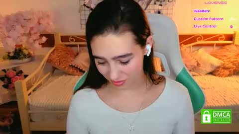 Lizzy  online show from 02-18-26, 01:01