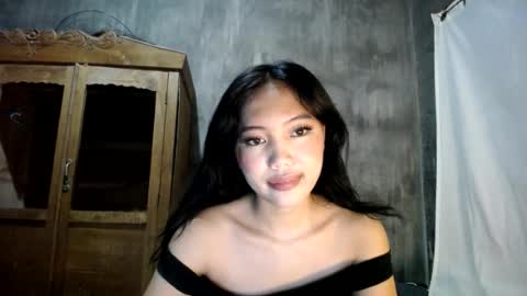 Snapshot of _ellevivien chatting on 07-07-26, 10:08 Elle online show from 07-07-26, 10:08