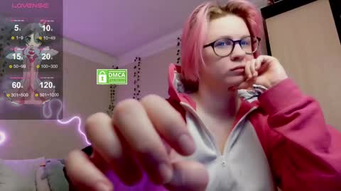 Snapshot of _elven_dreams__ chatting on 02-16-25, 06:54 chloue and Gretta online show from 02-16-25, 06:54