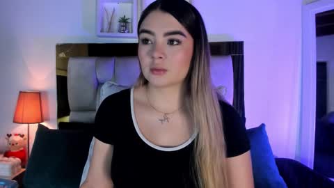 Isabella online show from 02-03-26, 12:10