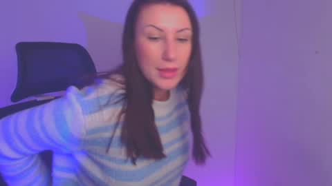 Emma online show from 12-22-24, 07:11