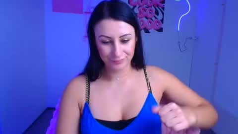 Emma online show from 10-31-25, 12:50