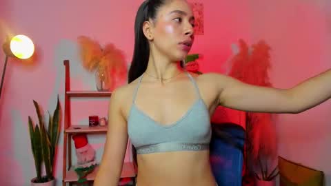 Snapshot of _emma_m chatting on 11-25-25, 09:48 emma morryson online show from 11-25-25, 09:48