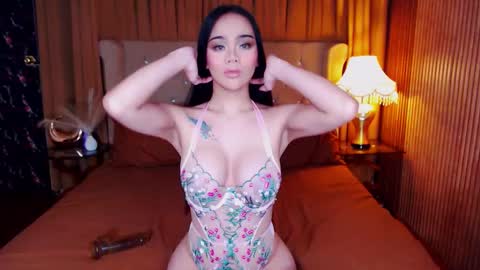 _empressvalerie_ online show from 09-27-25, 06:57