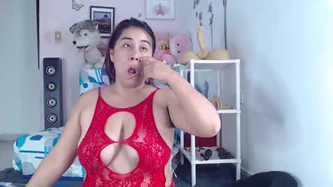 Emily Valencia online show from 03-04-25, 08:57