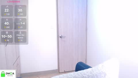 Snapshot of _ericavanderhill_ chatting on 11-08-25, 08:29 Erica Vanderhill online show from 11-08-25, 08:29