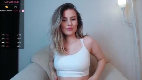 Snapshot of _esmeraldiyaa_ chatting on 01-23-25, 09:07 _esmeraldiyaa_ online show from 01-23-25, 09:07