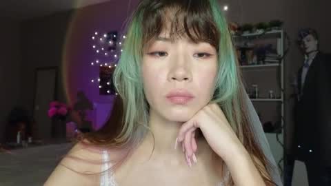 EveEva online show from 11-03-25, 02:46