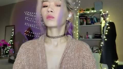 Snapshot of _eve____ chatting on 01-16-26, 06:17 EveEva online show from 01-16-26, 06:17