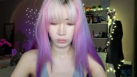 Snapshot of _eve____ chatting on 01-16-26, 07:40 EveEva online show from 01-16-26, 07:40