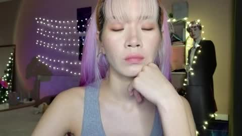 Snapshot of _eve____ chatting on 01-17-26, 08:34 EveEva online show from 01-17-26, 08:34