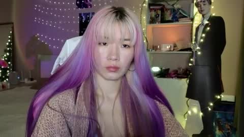 Snapshot of _eve____ chatting on 01-18-26, 08:40 EveEva online show from 01-18-26, 08:40