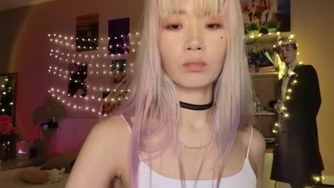 Snapshot of _eve____ chatting on 02-17-26, 05:37 EveEva online show from 02-17-26, 05:37