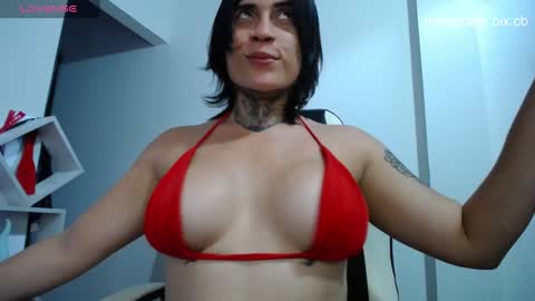 Snapshot of _exa_ chatting on 12-10-24, 10:26 Exa help me position myself with your thumb up thanks online show from 12-10-24, 10:26